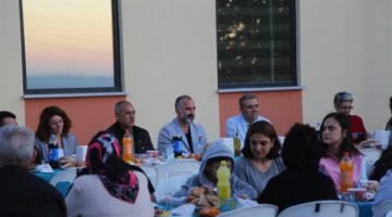 Karamürsel Devlet Hastanesi geleneksel iftar programı yapıldı
