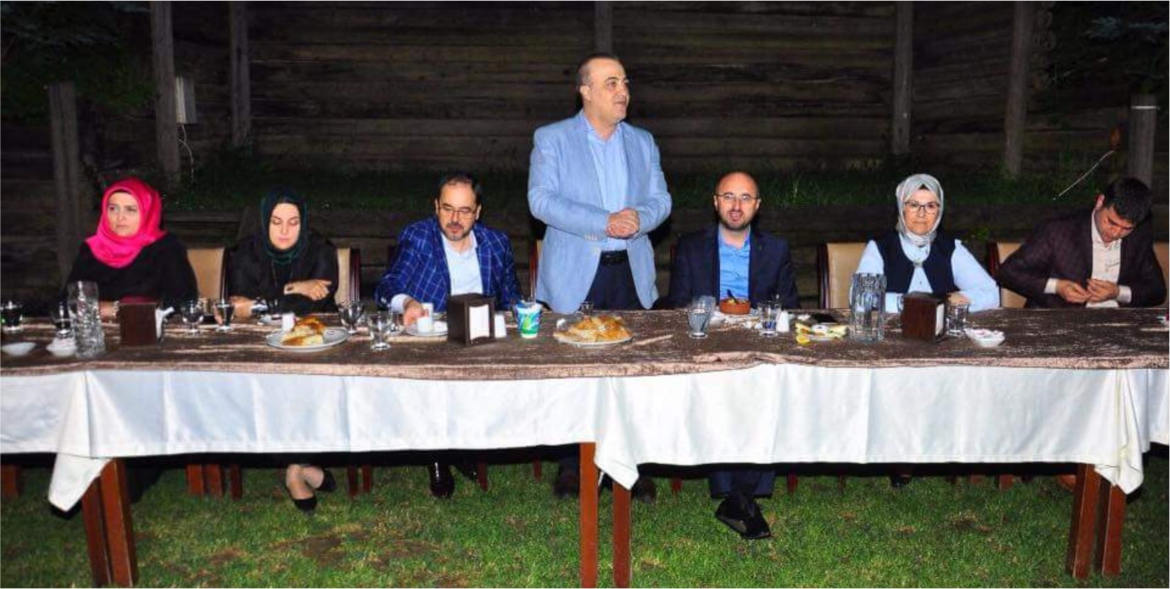 Ak Parti İftarda Buluştu