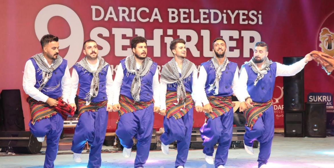 Darıca’da Batmanlılar Sahne Aldı