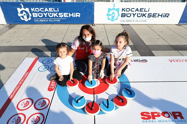Floor Curling ile ilk defa tanıştılar
