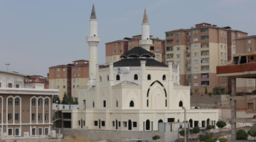 Büyük Çağdaşkent Camii’nde Son Rötuşlar