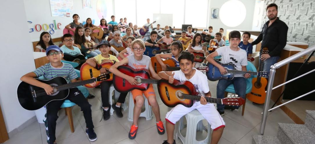 Çayırova Gençlik Merkezi’nde Kayıtlar Başladı