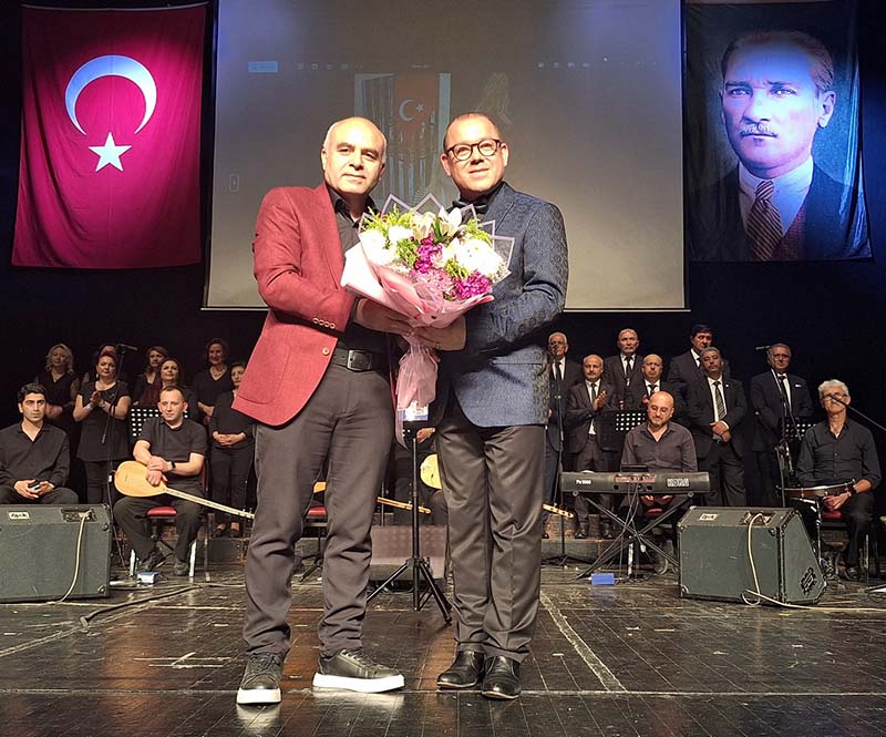 Turizm Haftası’nda Türk Halk Müziği Coşkusu İzmit’te Yaşandı