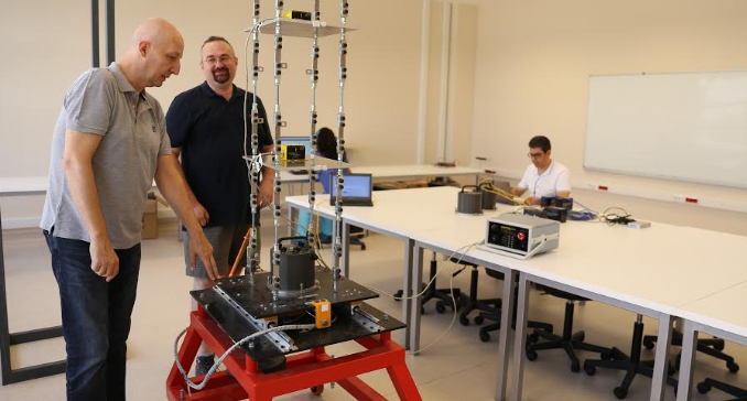 GTÜ’den Deprem Uyarı Sistemi!