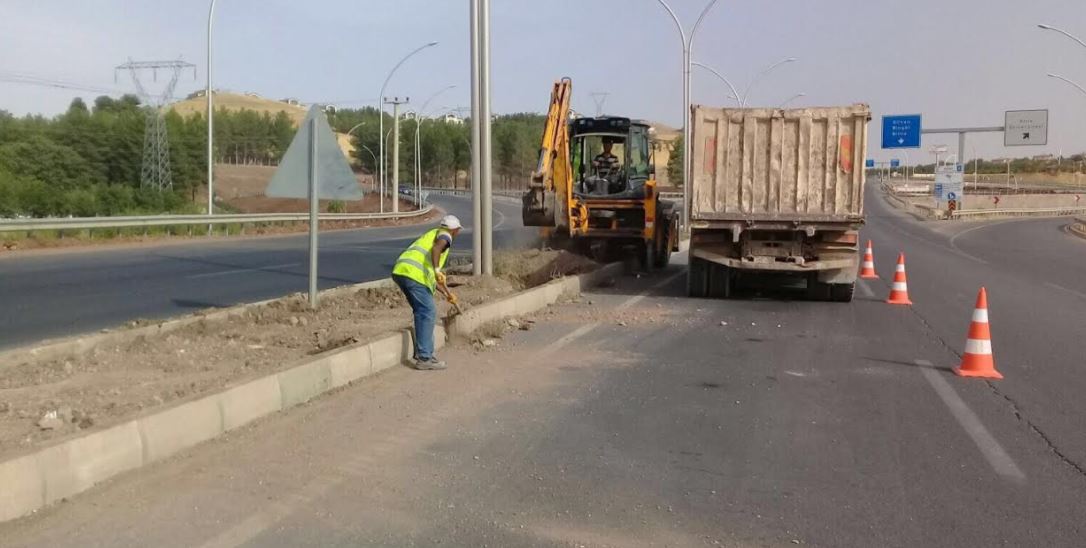 KBB’den Diyarbakır – Silvan yoluna çevre düzenlemesi