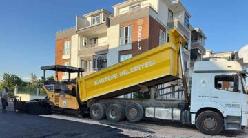 Kartepe’de Asfalt Çalışmaları Tüm Hızıyla Sürüyor