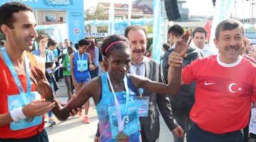 Darıca Yarı Maratonu’nda Zafer Etiyopya’lı Atletin Oldu