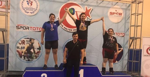 Haltercilerimizden Üç Türkiye Derecesi