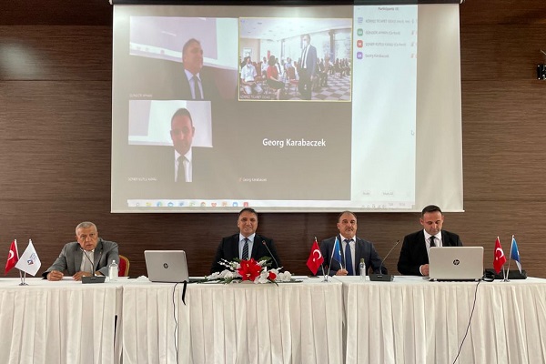 Avusturya Müsteşarı Türkiye-Avusturya Ticari İlişkilerini Anlattı