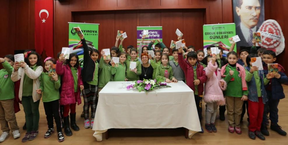 Füsun Çetinel Okuyoruz Söyleşiyoruz Projesinde