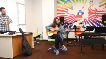Çayırova’da Gençlere Müzik Eğitimi