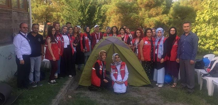 Damla Gönüllülerine Gebze’de İzcilik Eğitimi