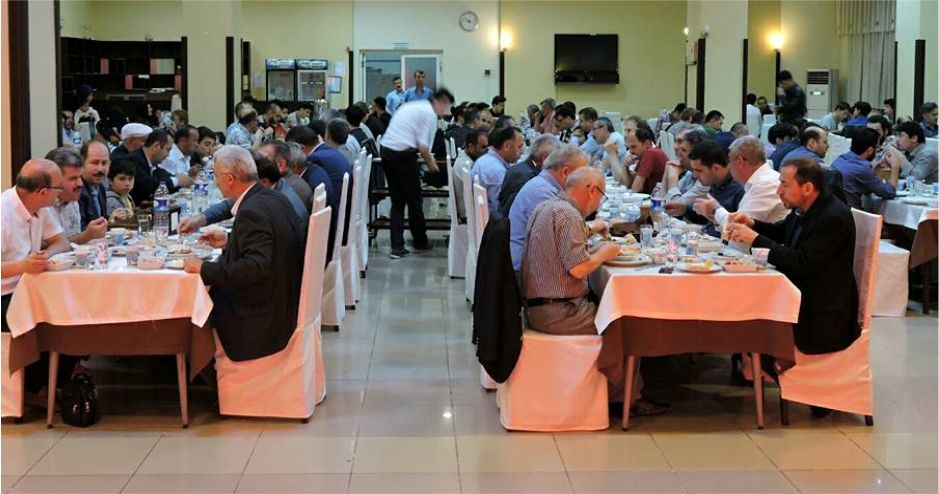 İLKÇEV’den Geleneksel İftar Yemeği