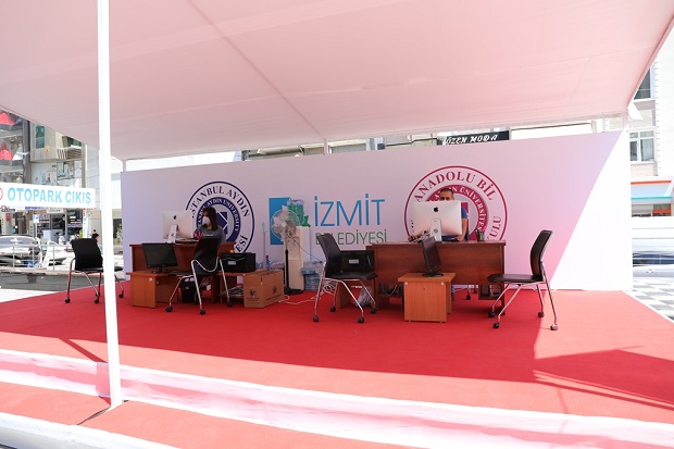 Ücretsiz tercih merkezi standı açıldı