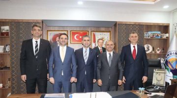 Başkanlardan, Kandıra Belediye Başkanı Adnan Turan’a ziyaret