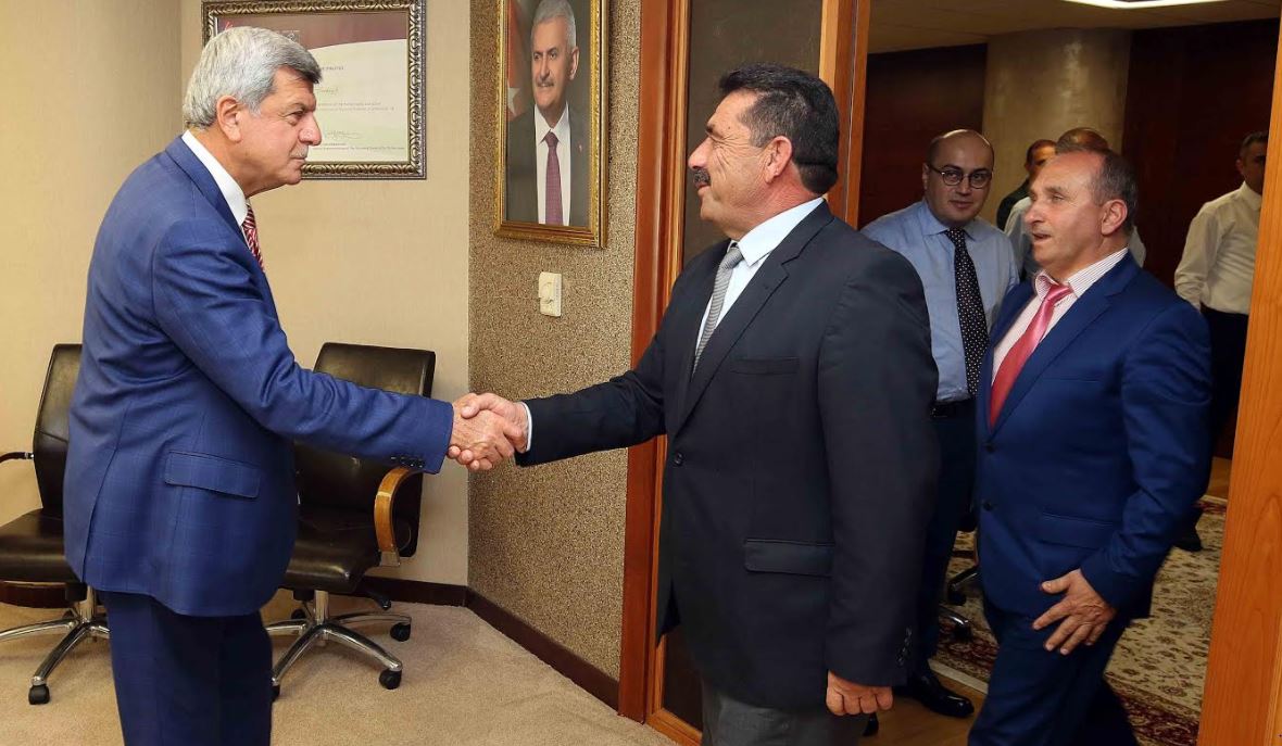 Muhtarlardan Karaosmanoğlu’na Teşekkür