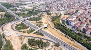 Çayırova’da ki Köprülü Kavşağın Bir Bölümü Trafiğe Açıldı