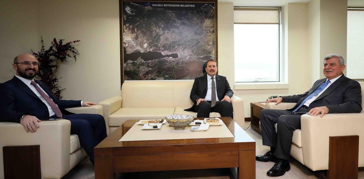 ‘’Halkımızın gönlündeyiz ve oradan hiç çıkmayacağız’’