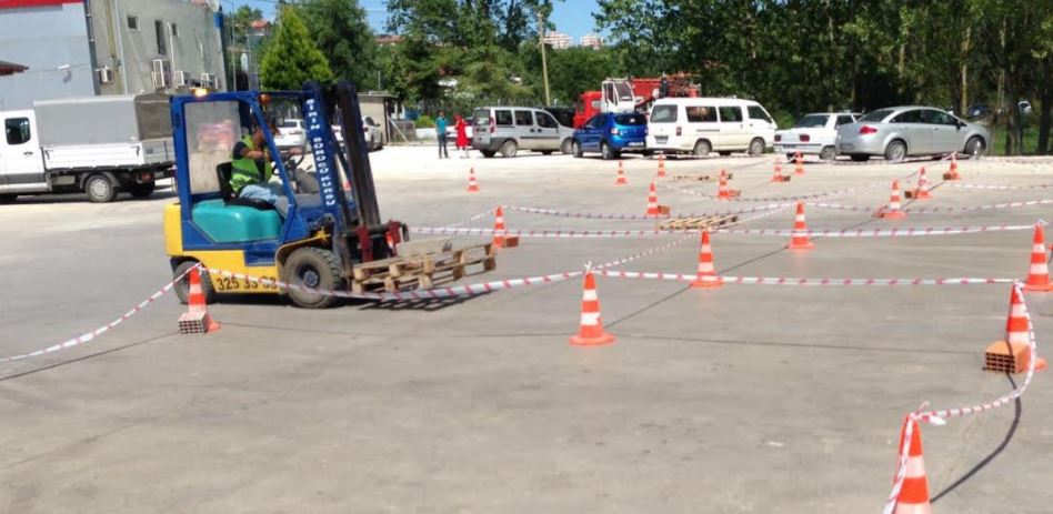 KO-MEK meslek sahibi yapıyor