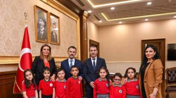 Körfez Fatih İlkokulu Öğrencileri Vali İlhami Aktaş ile Tanıştılar