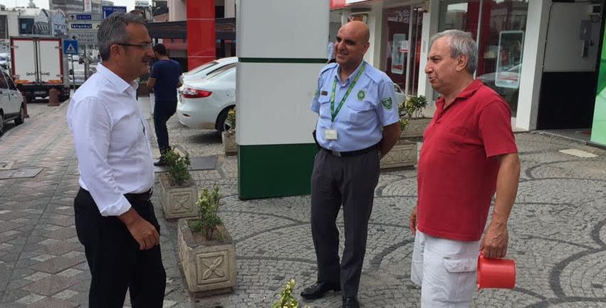 Köşker güne esnaf turuyla başlıyor