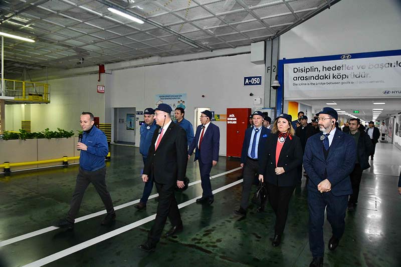 KOÜ, Hyundai Fabrikasını ziyaret etti