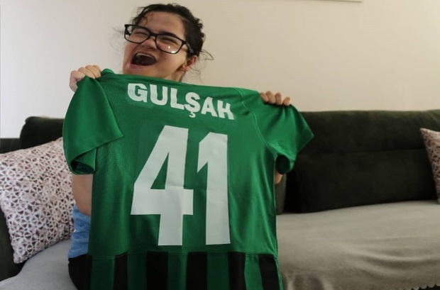 Gülşah’a Kocaelispor forması