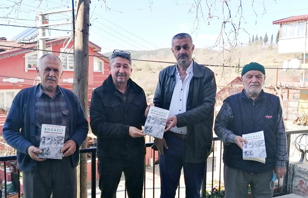 Tarihçi Şükür, İzmit’in Kulfallı köyünde imza günü düzenledi
