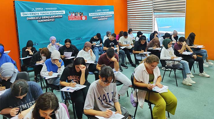 EĞİTİME DESTEK, GELECEĞE YATIRIM: 75 GENÇ ÜNİVERSİTELİ OLDU