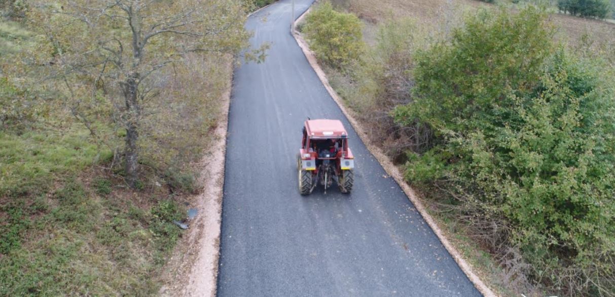 İzmit’te altı mahallenin yolu yenilendi