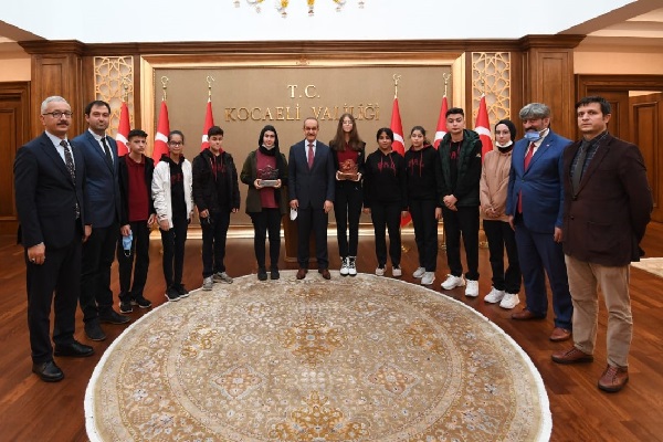 Teknoloji Yarışmalarında Dereceye Giren Öğrencilere Ödül