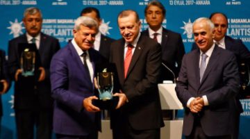 Karaosmanoğlu Ödülü Erdoğan’ın elinden aldı