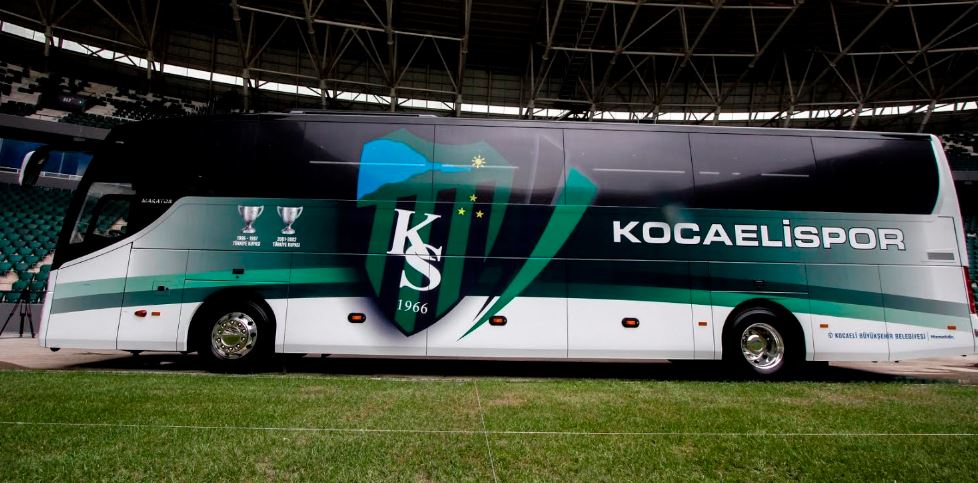 Büyükşehir’den Kocaelispor’a yeni takım otobüsü