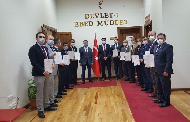 Kaymakam Kara’dan okullara sertifika