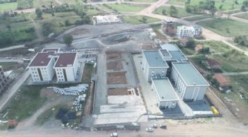 Kartepe kent meydanı çalışması hızlı ilerliyor