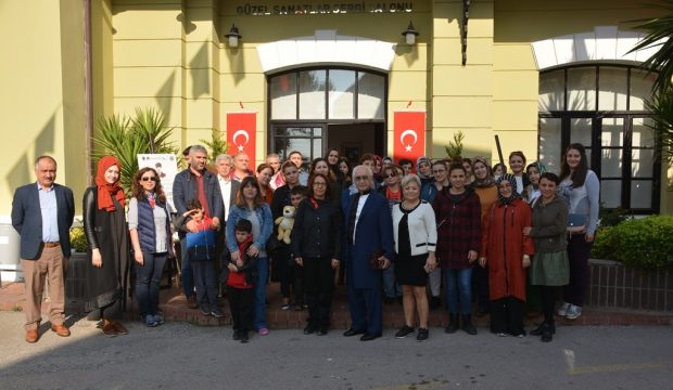 “Atatürk’ün İzinde Yeni Nesiller Yetiştirmek Dileğiyle”