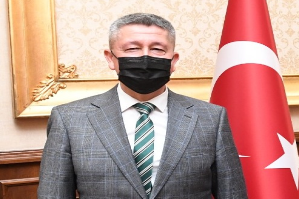 Şükür, altıncı kitabını yayına hazırlıyor