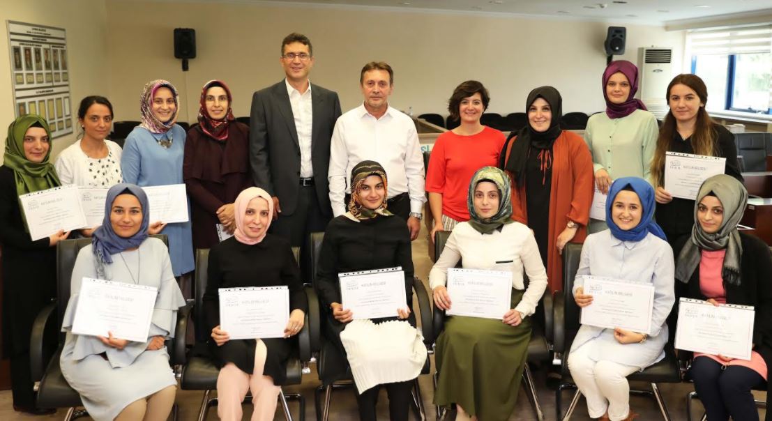 Öğretmenler Eğitim Seminerlerinde