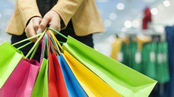 Geçen yıl en fazla alışverişi erkekler yaptı.