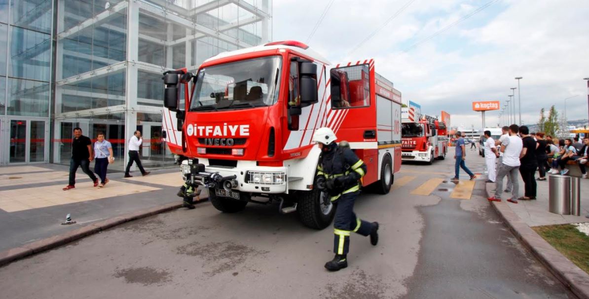 Kocaeli İtfaiyesi Türkiye’de bir ilki gerçekleştirdi