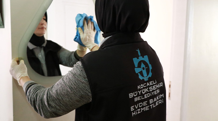 Büyükşehir’den 7 ayda 2 bin 288 ev temizliği hizmeti