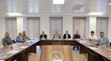 Kandıra Belediyesi’nde İzmit-Kandıra Duble Karayolu İçin Altyapı ve Güvenlikle İlgili Değerlendirme Toplantısı Gerçekleştirildi