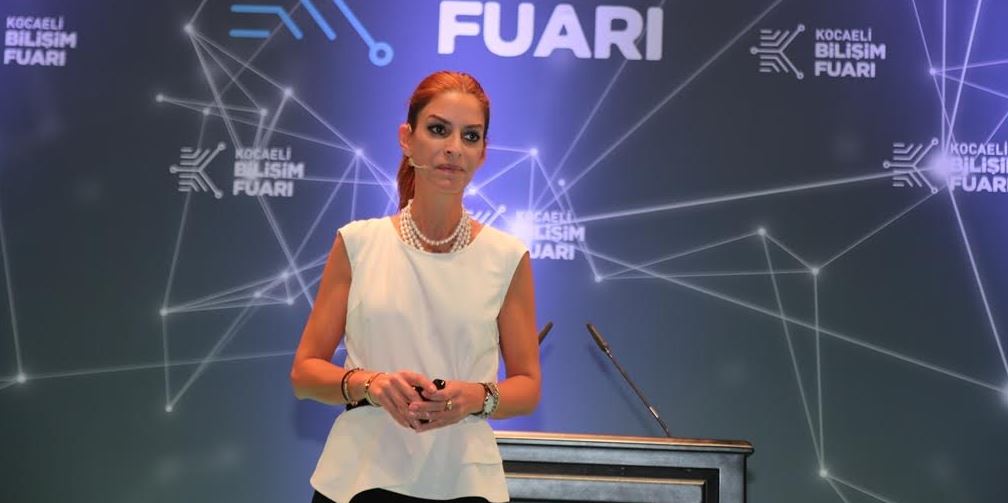 Yapay zeka çağında, insani değerler öne çıkacak