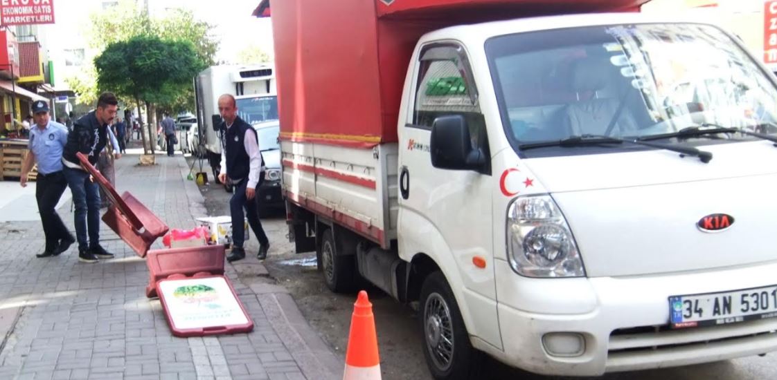 Gebze’de kaldırım işgaline izin yok