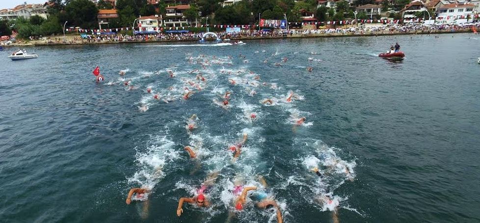 Büyükşehir’den Açık Su Yüzme Şampiyonası