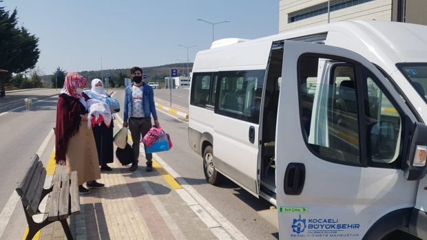 Vatandaşlar Evlerine Kadar Bırakılıyor