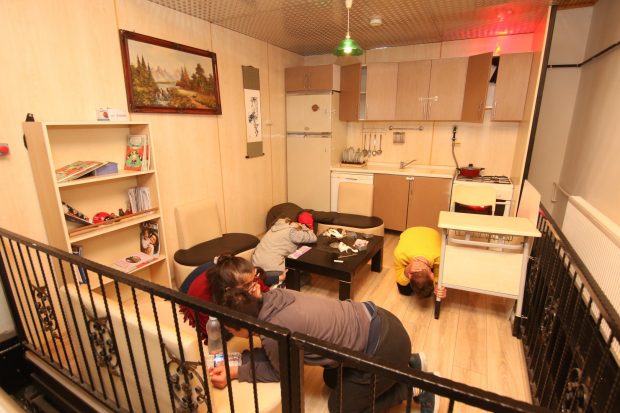 Özel öğrencilere uygulamalı deprem eğitimi