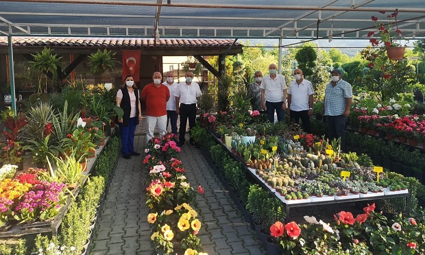 “Üreten belediye olarak üreticimizin yanındayız”